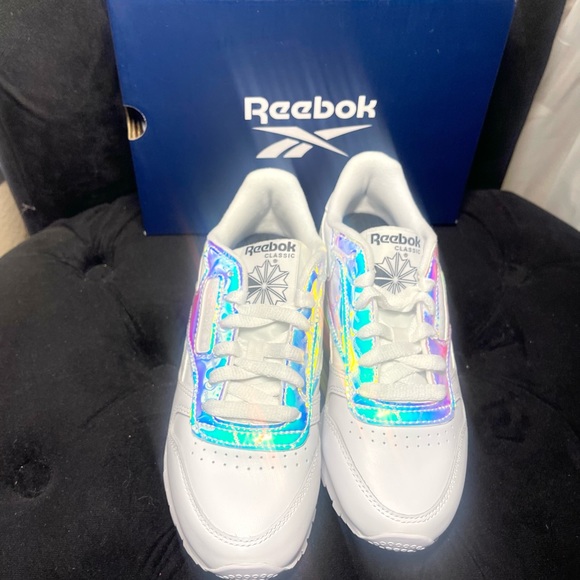 Reebok Classic Leather Sneakers - Picture 13 of 14